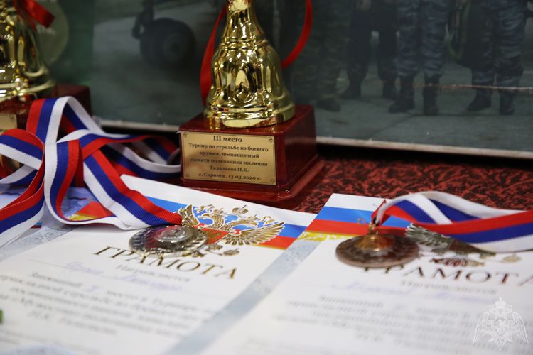 В Мордовии Росгвардия провела традиционный турнир по стрельбе среди сотрудников и ветеранов органов безопасности