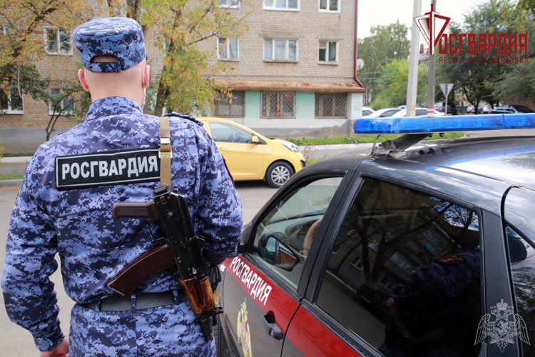 В Саранске сотрудники Росгвардии задержали мужчину, находившегося в розыске