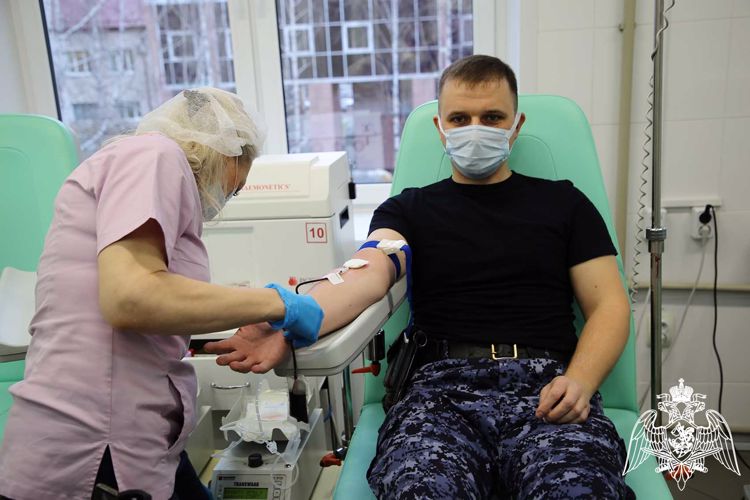 Росгвардейцы пополнили запасы донорской крови медучреждений Мордовии