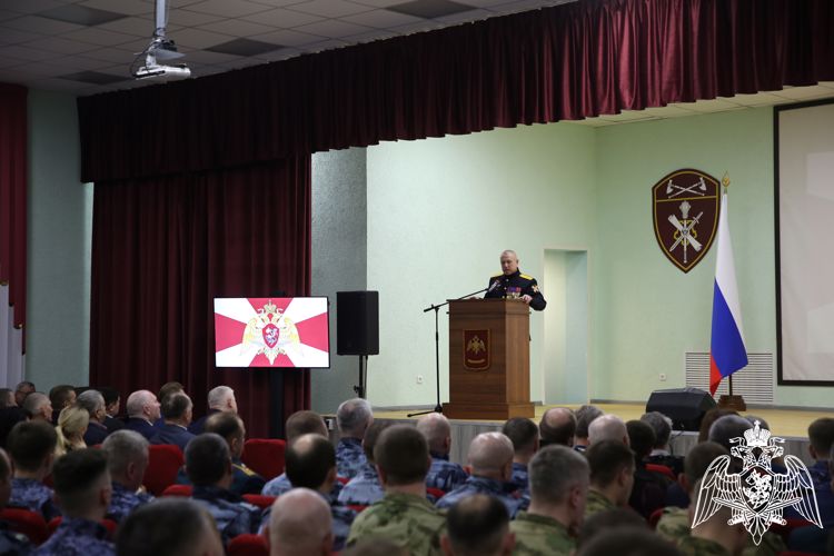 В Мордовии сотрудников и военнослужащих Росгвардии поздравили с профессиональным праздником