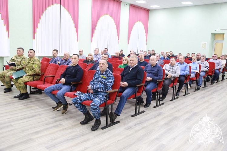 В Мордовии Росгвардия и МВД провели заседание координационного совета по вопросам частной охранной деятельности 