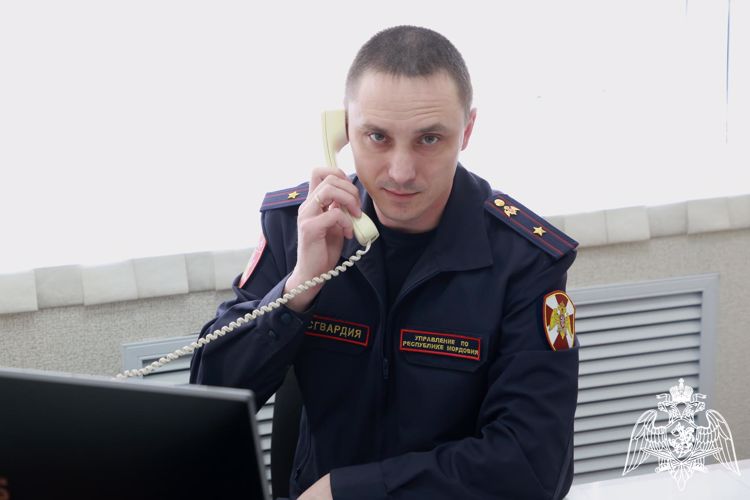 В Мордовии сотрудник Центра лицензионно-разрешительной работы Управления Росгвардии ответил на вопросы граждан