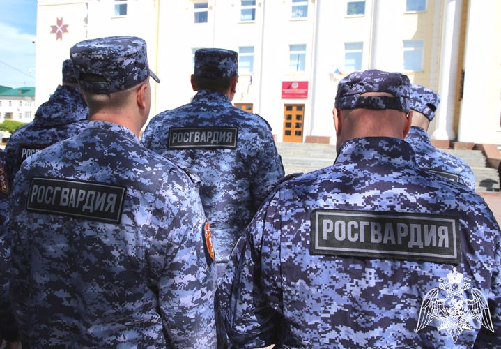 В Мордовии при участии Росгвардии обеспечена безопасность торжественных мероприятий в честь Дня воздушно-десантных войск