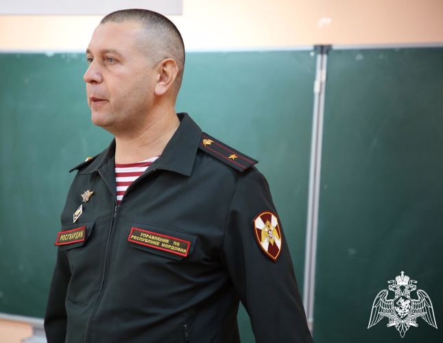 В Мордовии росгвардеец провел урок мужества 