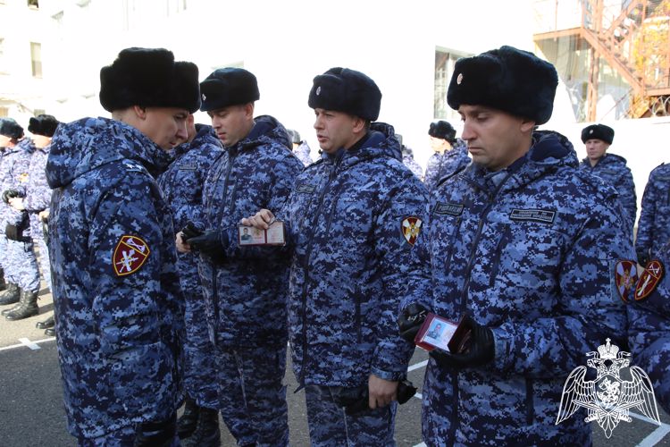 В Мордовии прошел строевой смотр военнослужащих и сотрудников Росгвардии