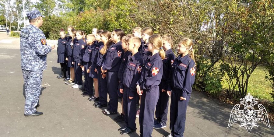 В Мордовии офицер вневедомственной охраны Росгвардии провел урок мужества  