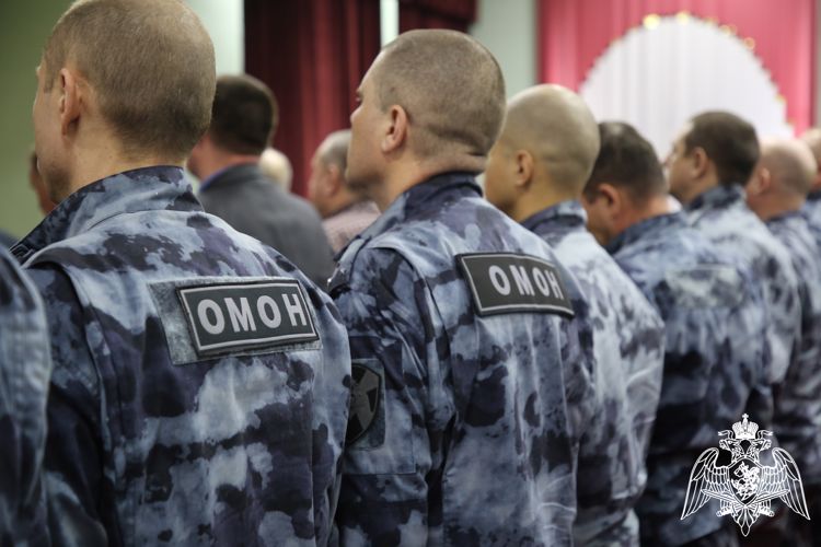 В Мордовии ОМОН «Аркуда» Росгвардии отметил   профессиональный праздник