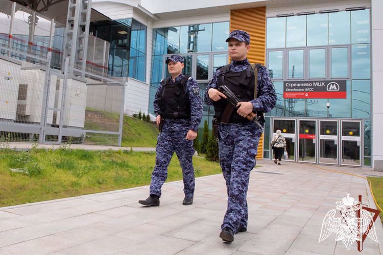 Генерал армии Виктор Золотов поздравил личный состав и ветеранов с Днем создания вневедомственной охраны