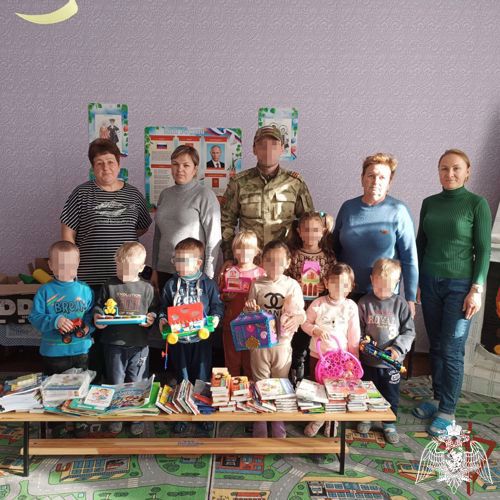 Росгвардейцы провели благотворительную акцию для сельских жителей в ДНР