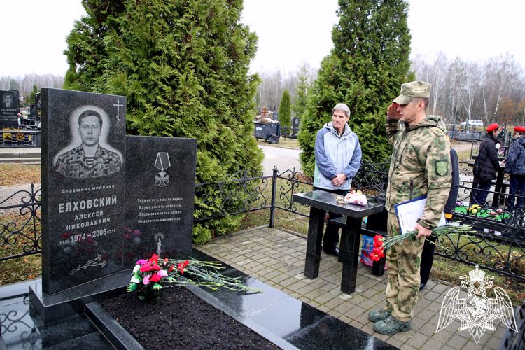 В Мордовии росгвардейцы почтили память павших товарищей