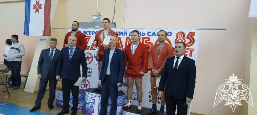 В Мордовии росгвардеец успешно выступил на чемпионате и первенстве Республики Мордовия по борьбе самбо