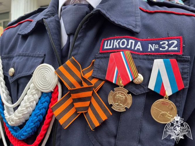 В Мордовии парад школьных коробок прошел у подшефных кадет Росгвардии