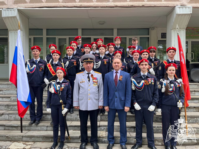 В Мордовии парад школьных коробок прошел у подшефных кадет Росгвардии