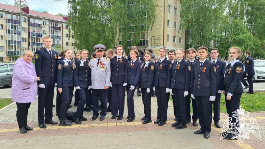 В Саранске  ветеран Росгвардии оценил навыки студентов в смотре-конкурсе военно-патриотической песни и строя