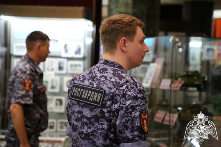 В Мордовии росгвардейцы приняли участие в акции «День открытых дверей»
