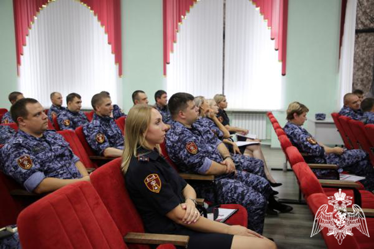 Представители общества "Знание" прочитали лекции росгвардейцам Мордовии