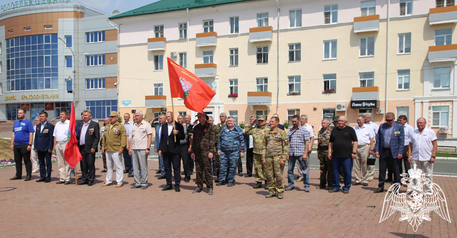 В Мордовии представители Росгвардии приняли участие в памятном митинге в честь Дня ветеранов боевых действий