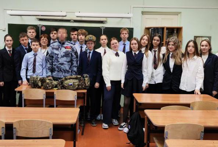 Офицер спецназа Росгвардии провёл урок «Разговор о важном» в саранской гимназии