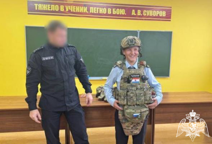 Саранские школьники побывали в гостях у спецподразделения Росгвардии