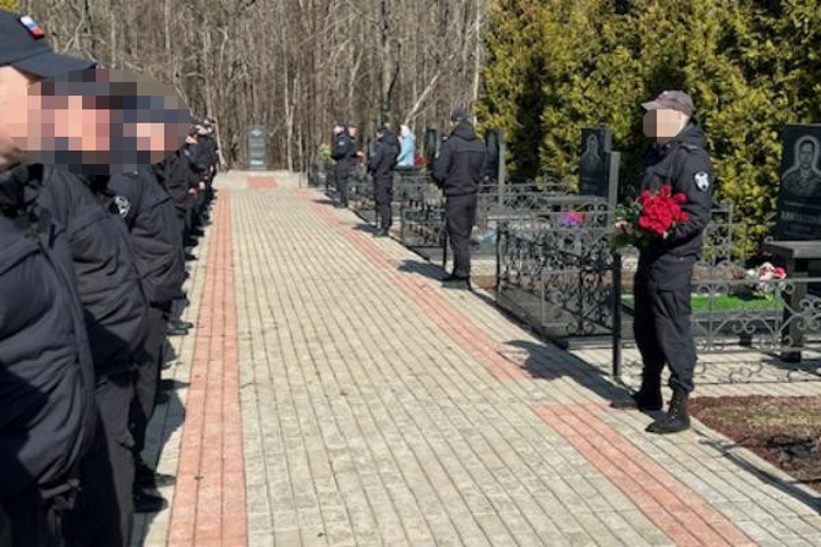 В Мордовии  в день образования подразделения ОМОН почтили память своих погибших товарищей