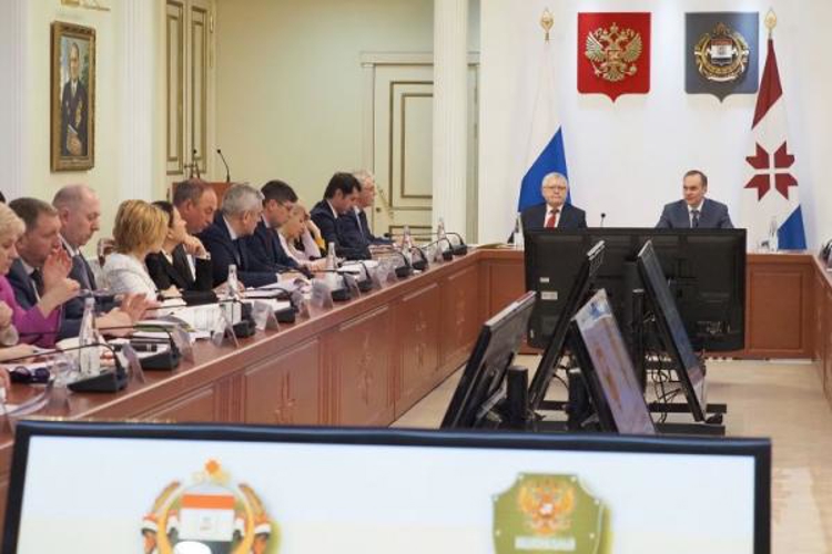 В Мордовии начальник территориального управления Росгвардии принял участие в заседании антитеррористической комиссии и Оперативного штаба