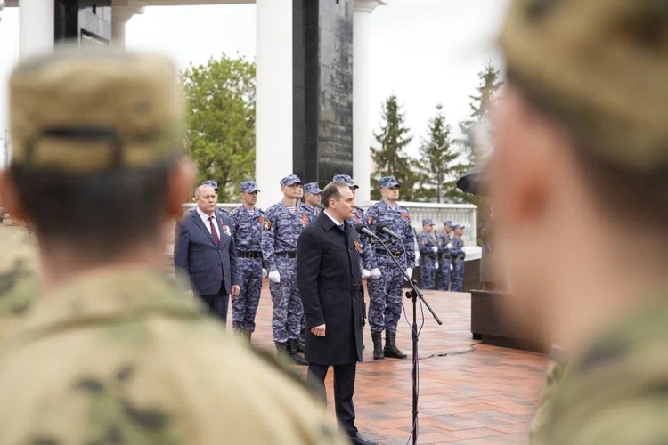 Начальник Управления Росгвардии принял участие в церемонии открытия памятника Героям спецоперации в Мордовии