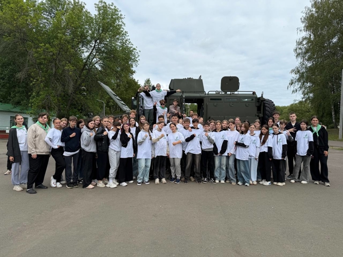 В Рузаевке росгвардейцы провели патриотическое мероприятие для подростков 