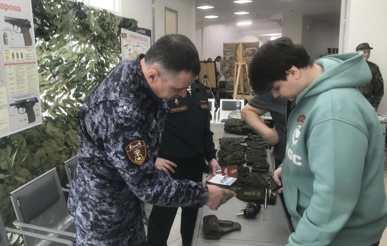 Представители Росгвардии по Республике Мордовия приняли участие в Дне абитуриента