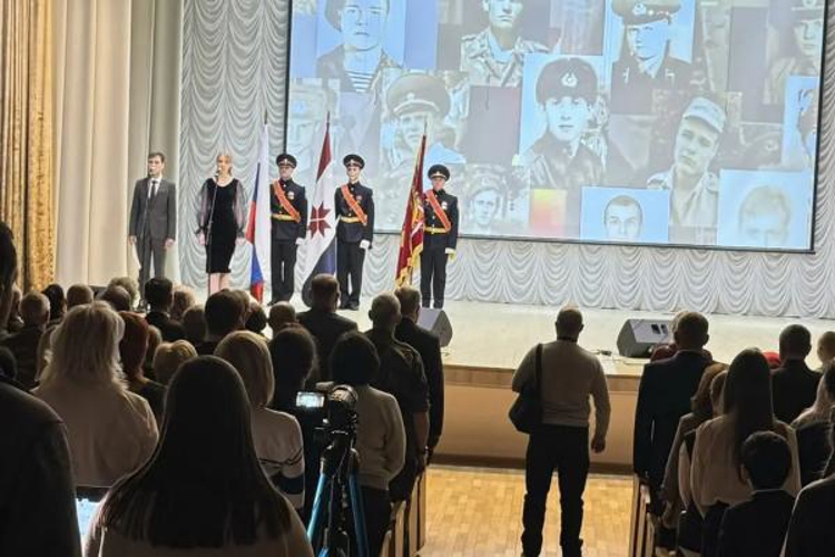 Знаменная группа Управления Росгвардии по Республике Мордовии приняла участие в торжественном мероприятии, посвященном Дню вывода советских войск из Афганистана