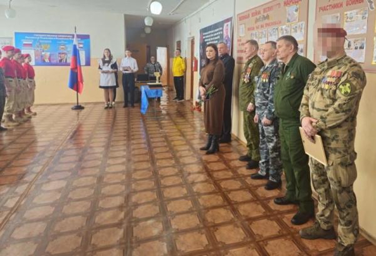 В Мордовии офицеры Росгвардии наградили юных стрелков на турнире имени Сергея Пивцайкина в Семилее