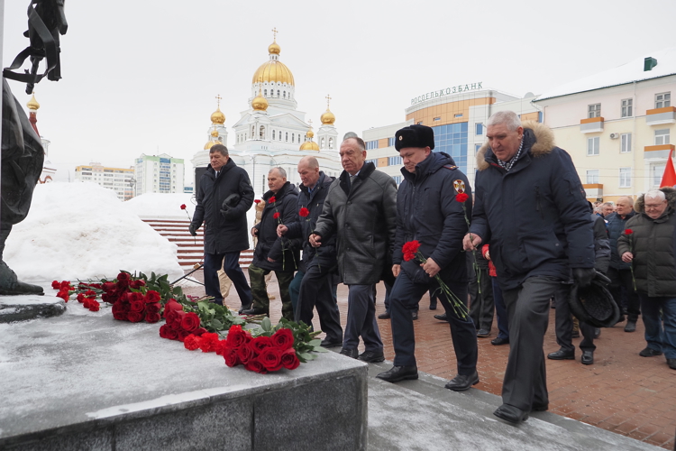 В Мордовии росгвардейцы почтили память воинов-интернационалистов