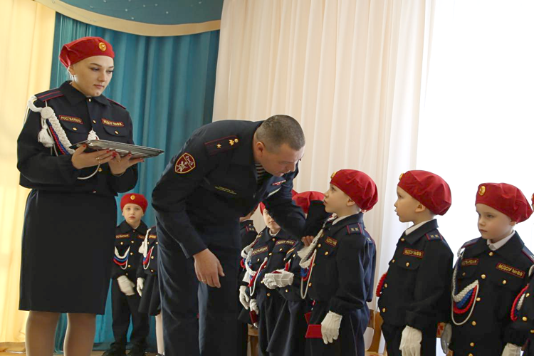 В преддверии 10-летия Росгвардии в Саранске прошло посвящение в кадеты воспитанников детского сада № 88
