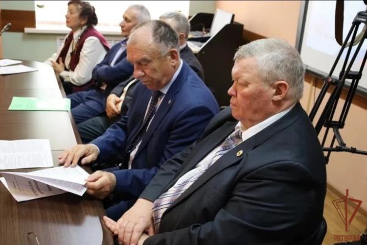 Живой диалог ветеранов Росгвардии с представителями власти Мордовии