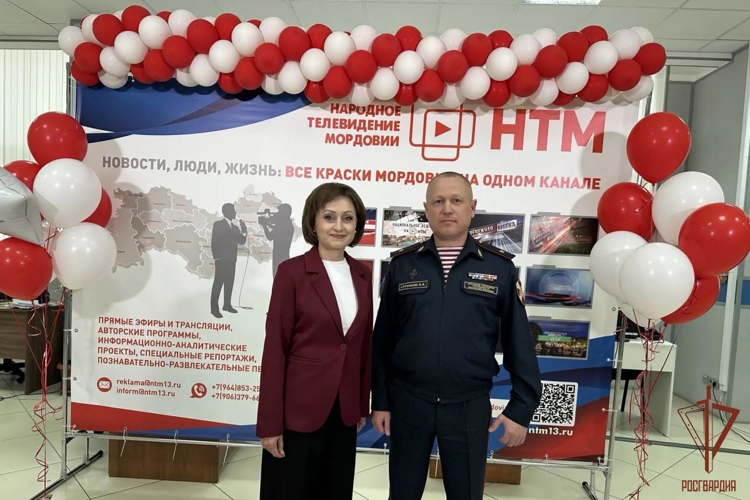 Генерал-майор Андрей Каринкин поздравил Народное телевидение Мордовии с десятилетием в прямом эфире телемарафона