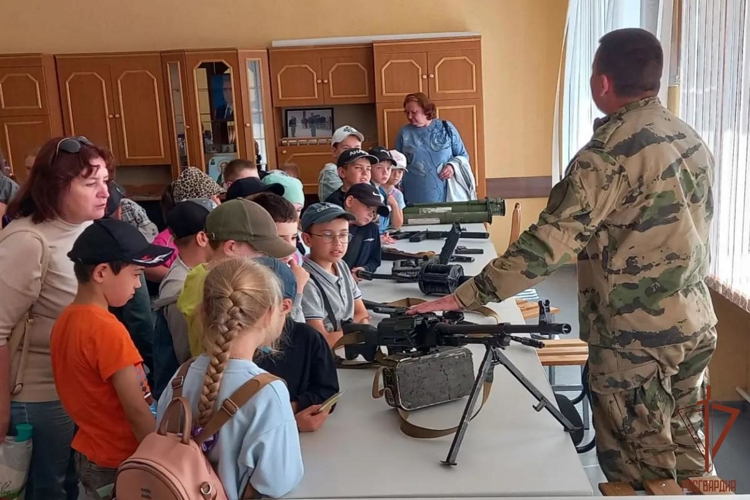 В Саранске продолжается всероссийский ведомственный проект «Каникулы с Росгвардией»
