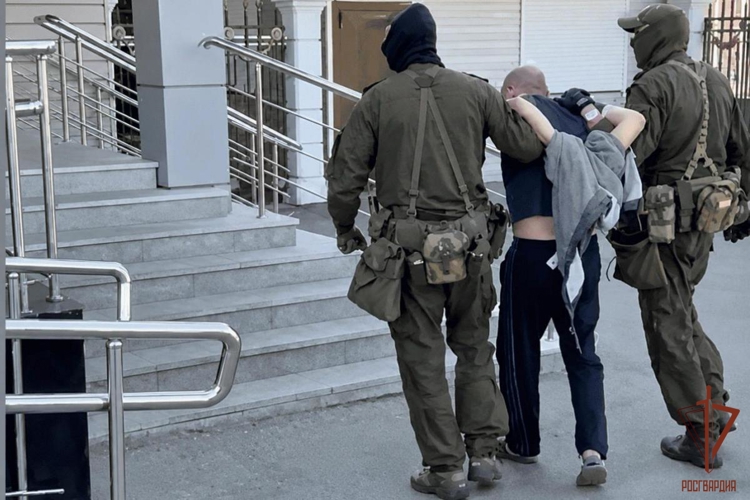 В Мордовии при силовой поддержке СОБР "Звезда" задержан подозреваемый в вымогательстве