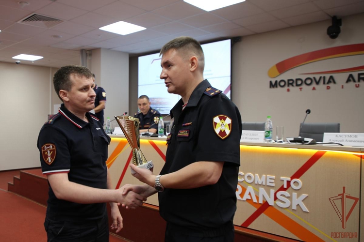 В Саранске на учебно-методическом сборе подведены итоги деятельности подразделений ЛЛР за первое полугодие