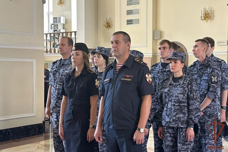 В Мордовии росгвардейцы почтили память небесного покровителя ведомства - святого равноапостольного князя Владимира