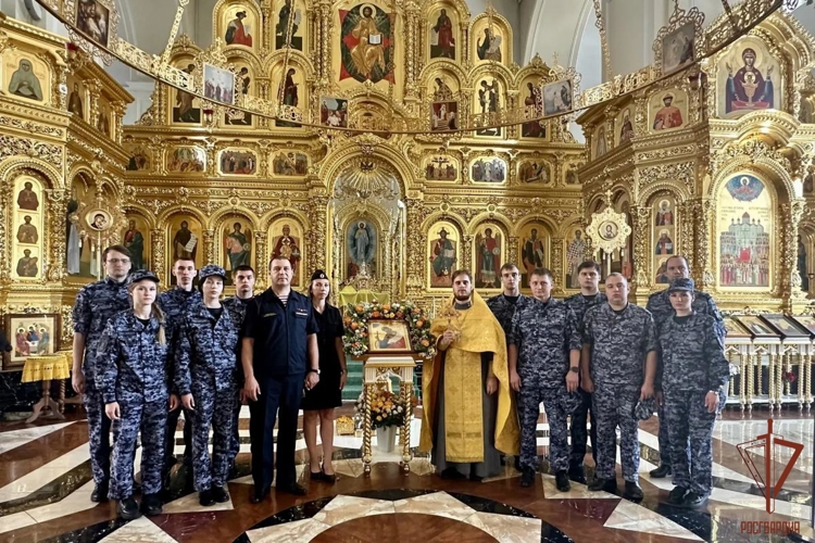 В Мордовии росгвардейцы почтили память небесного покровителя ведомства - святого равноапостольного князя Владимира