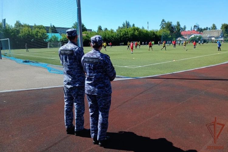 Сотрудники Управления Росгвардии по Республике Мордовия  обеспечили безопасность на футбольных мероприятиях: от регионального турнира до Суперкубка России