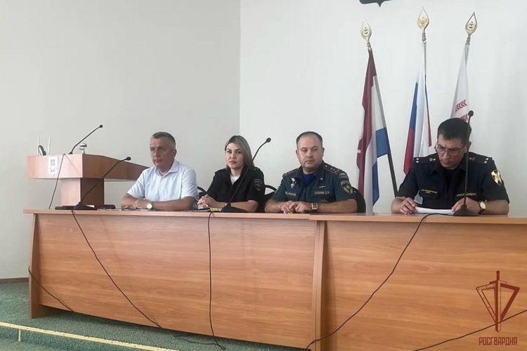 Сотрудник Росгвардии принял участие в обучающем семинаре по антитеррористической защищенности объектов в Саранске