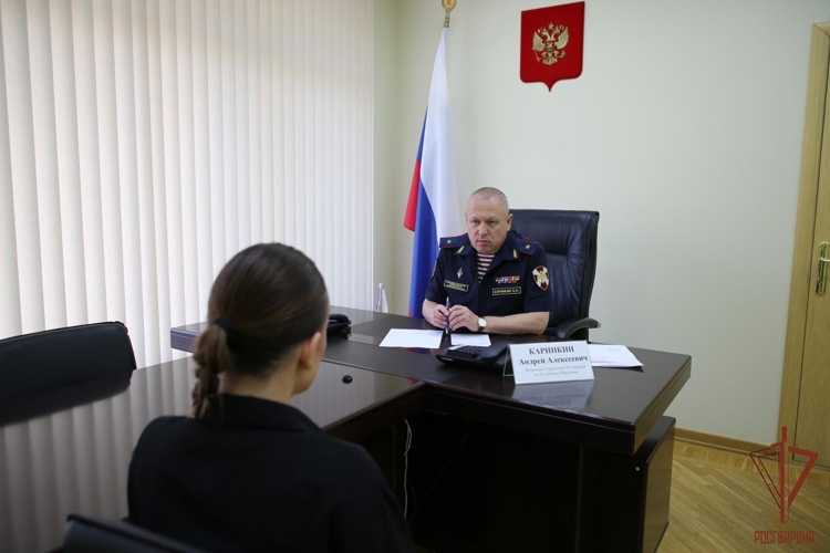 Все вопросы на контроле: начальник Управления Росгвардии по Республике Мордовия провел прием граждан