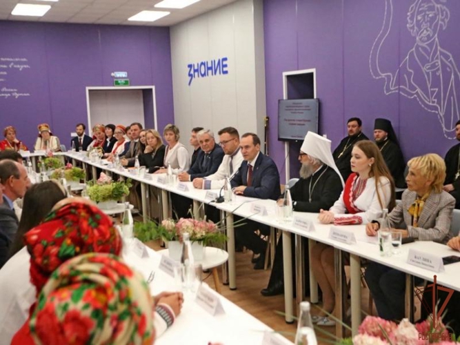 Сотрудники Росгвардии обеспечили охрану общественного порядка на национально-фольклорном празднике «Шумбрат, Эрьзя!» в Ардатове