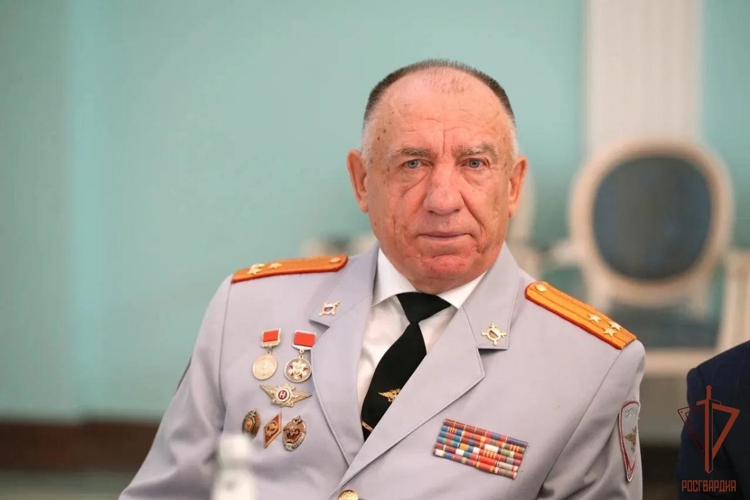 В Мордовии председатель ветеранской организации  территориального управления Росгвардии принял участие в торжественных мероприятиях в Доме Республики