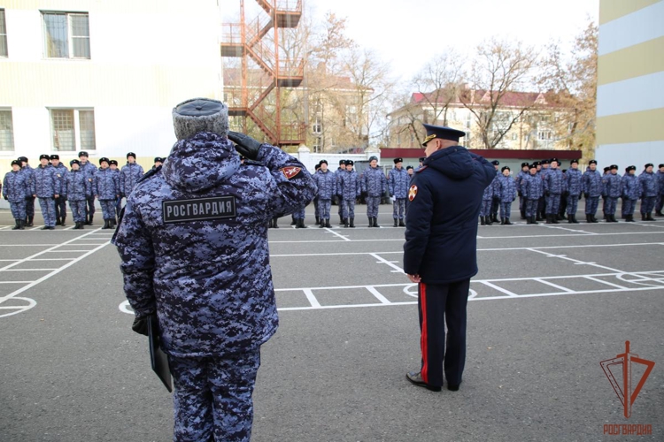 В Мордовии начальник управления Росгвардии проверил готовность личного состава к зимнему периоду несения службы